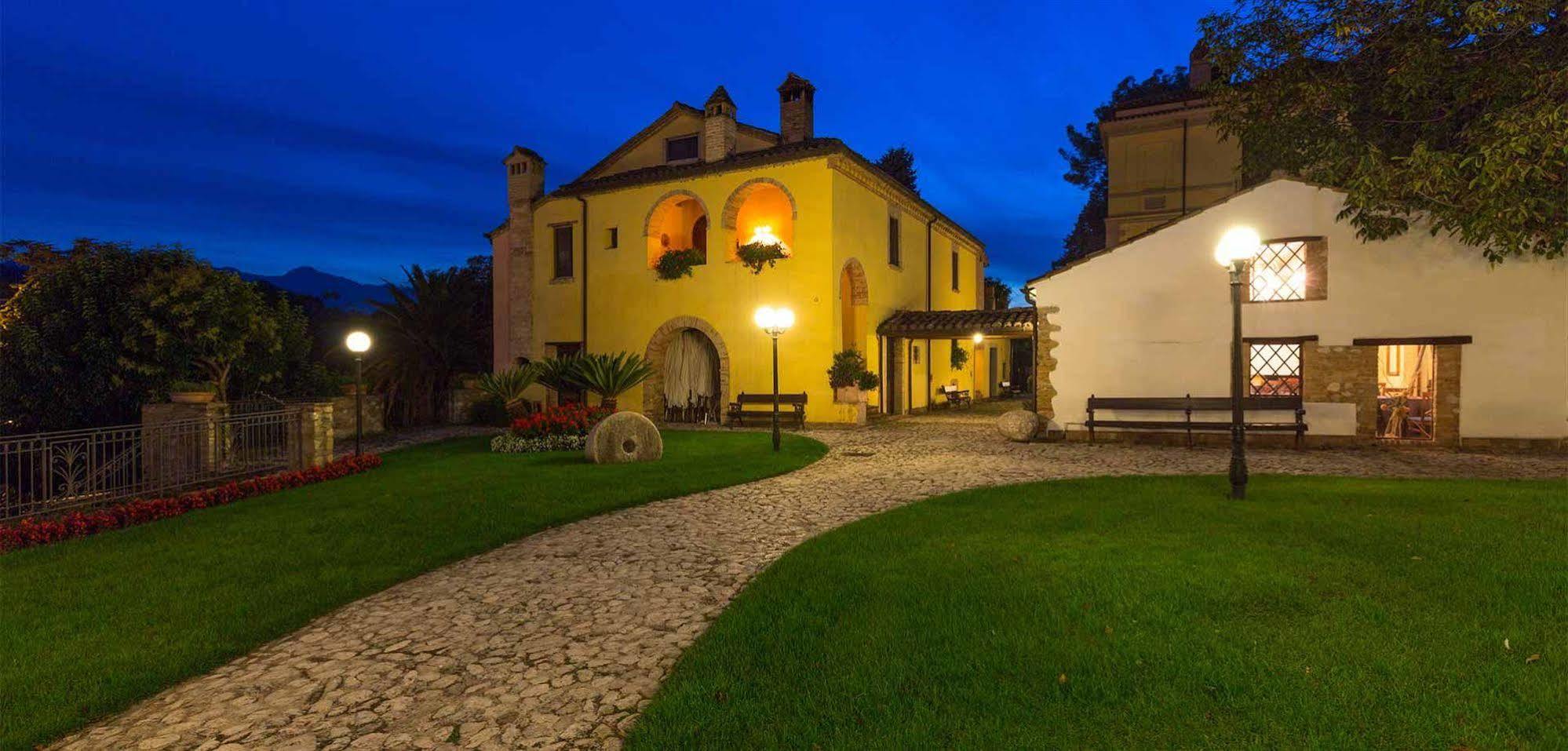Corte Dei Tini Villa Vomano Dış mekan fotoğraf